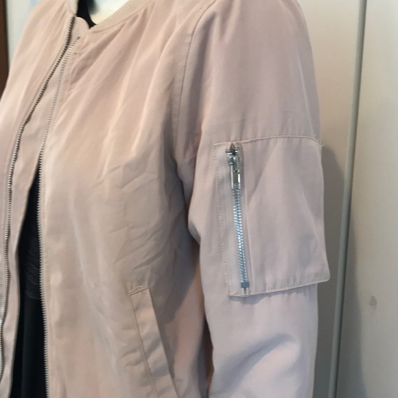 Blush pink jacket - Picture 2 of 6